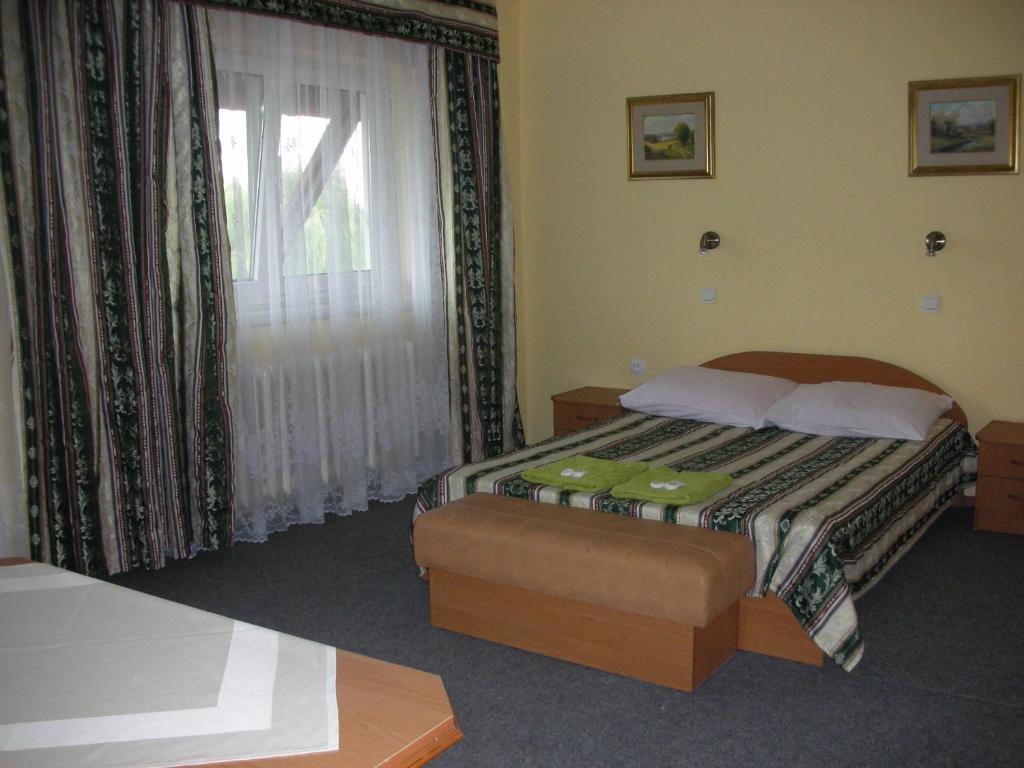 Zajazd Kosynier Węgrzce Zimmer foto